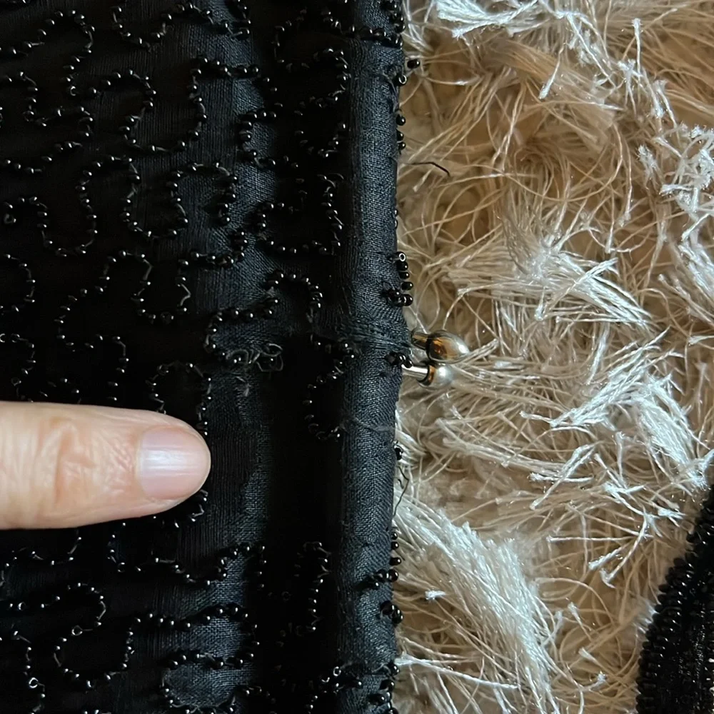 lVintage Small Beaded Purse - Picture 7 of 7